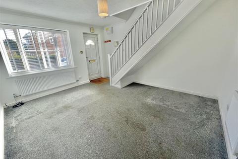 2 bedroom end of terrace house for sale, Oakfield Close, Potters Bar EN6
