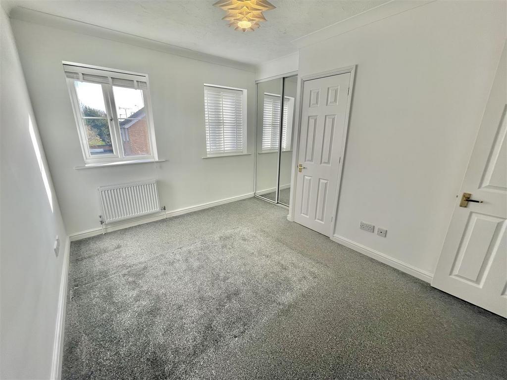 Bedroom 1.2.jpg