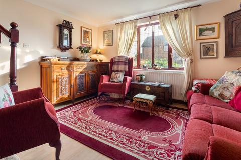 8 The Grove, Barrow-upon-humber, DN19 7SS