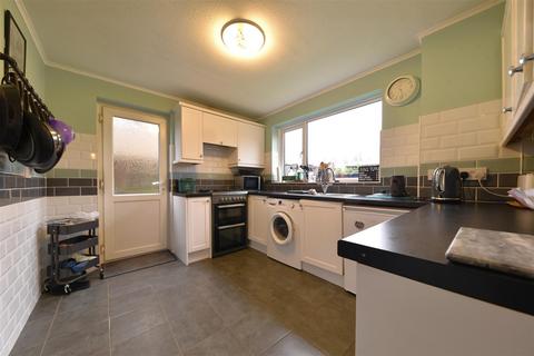 4 bedroom detached house for sale, Trent Close, Stevenage