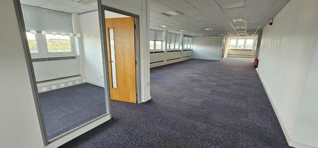 Photograph 14
