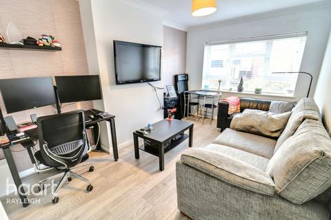 1 bedroom flat for sale, Marina Avenue, Rayleigh