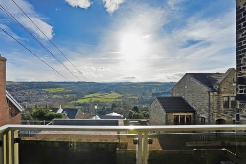 12 Cross Hill, Greetland, Halifax, HX4 8JU