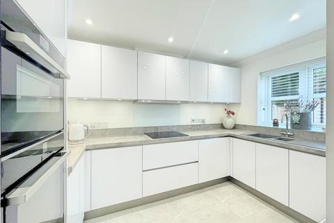 2 bedroom property for sale, Tolleshunt D'arcy Road, Tolleshunt Major, Maldon, CM9