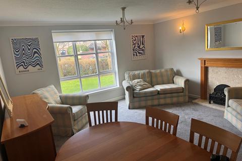 3 bedroom flat to rent, 22, Russell Gardens, Edinburgh, EH12 5PP