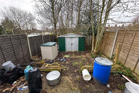 21 Penderry Rise, London, SE6 1EZ