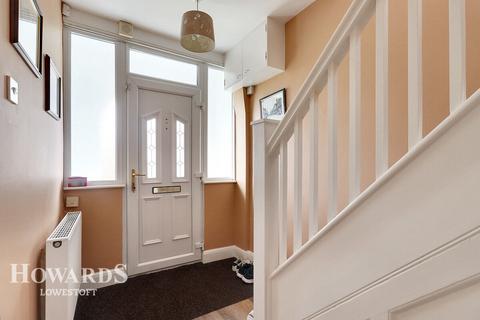 3 bedroom detached house for sale, Chestnut Avenue, Lowestoft