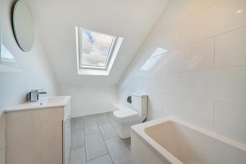 4 bedroom terraced house for sale, Chaldon Road, Fulham, London, SW6