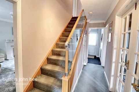 4 bedroom detached house for sale, Fullerton Road, Hartford