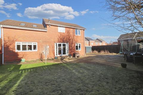 4 bedroom detached house for sale, Roecliffe Grove, Stockton-On-Tees, TS19 8JU