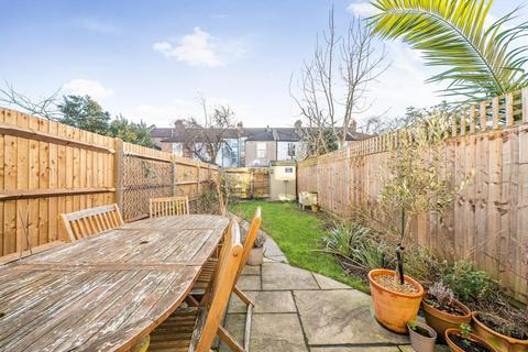 4 bedroom terraced house for sale, Huntly Road, South Norwood