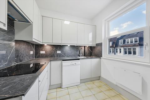 3 bedroom flat to rent, Howitt Road, London, NW3