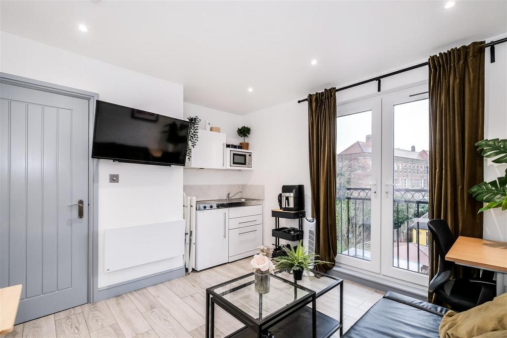 St. Barnabas Apartments - Flat C-16.jpg