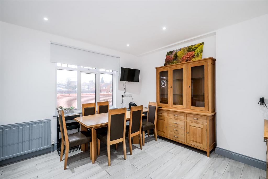 St. Barnabas Apartments - Flat HG-10.jpg