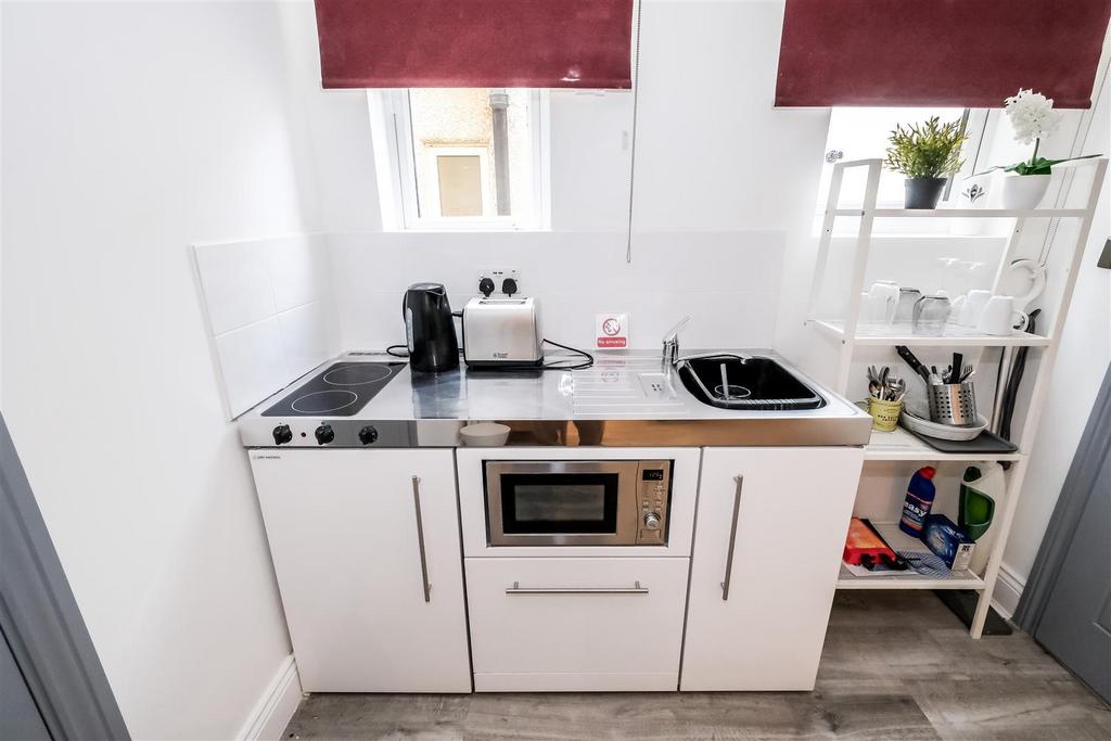 St. Barnabas Apartments - Flat B-15.jpg