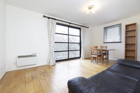 1 bedroom apartment for sale, Finland Street, London, SE16