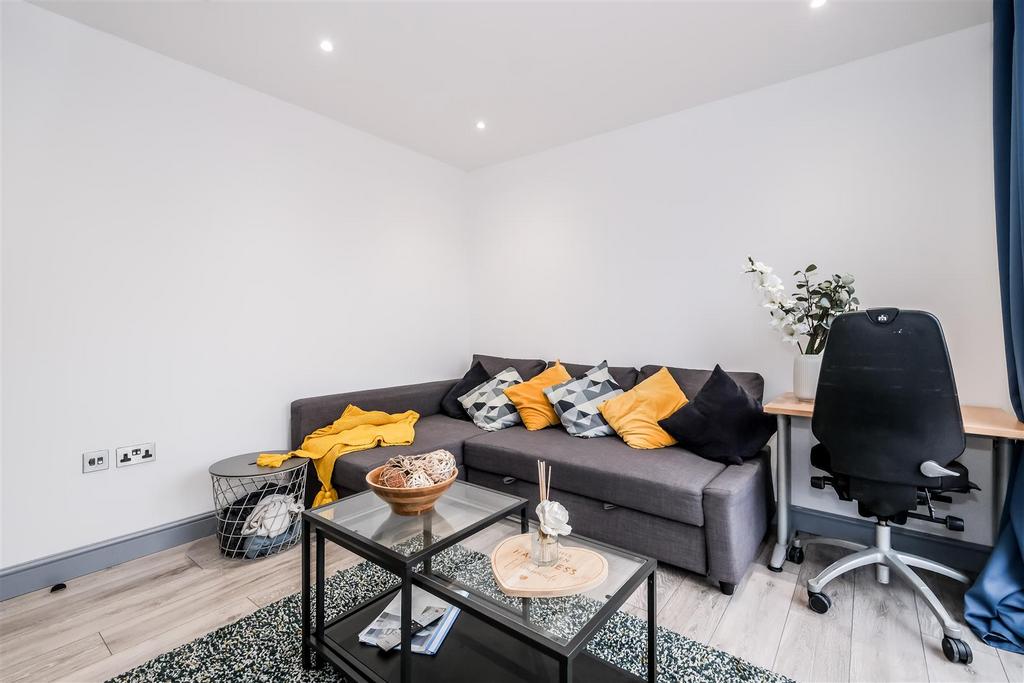St. Barnabas Apartments - Flat D-14.jpg