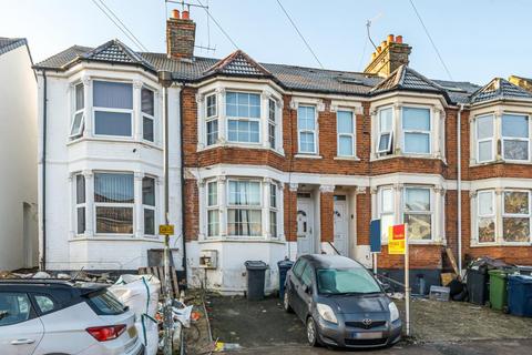 57 Kitchener Road, High Wycombe, HP11 2SH