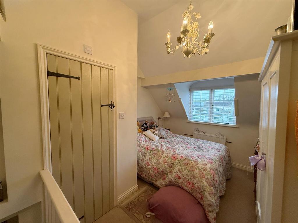 Bedroom (with WC)