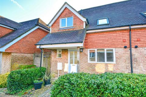 4 bedroom end of terrace house for sale, Mitre Way, Battle