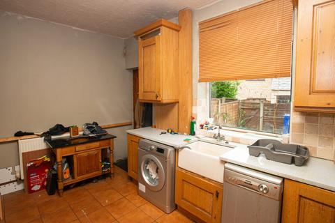 2 bedroom terraced house for sale, Manchester Road, Mossley OL5