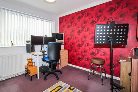 4 Broadgate, Ossett, WF5 0PU