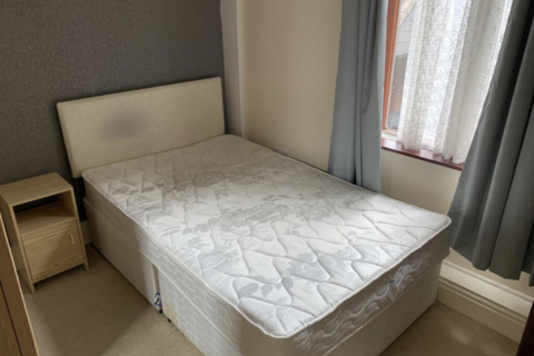 1 bedroom in a house share to rent, Room 2, 6 Lonsdale Road, Wolverhmampton, West Midlands, WV3