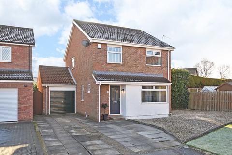 3 bedroom detached house for sale, Dalmally Close, Woodthorpe, York, YO24