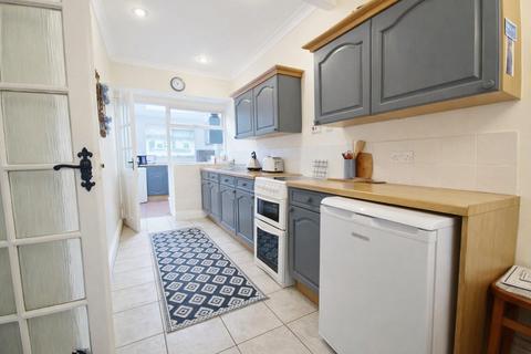 3 bedroom terraced house for sale, 8 Church Place, Pwllheli