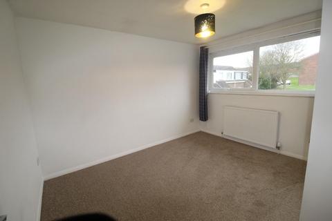 3 bedroom house to rent, Spenser Close, Royston