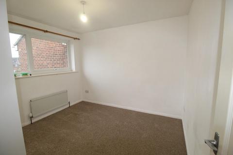 3 bedroom house to rent, Spenser Close, Royston