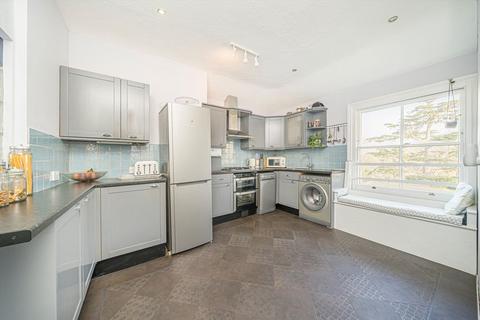 3 bedroom flat for sale, Palace Road, East Molesey KT8