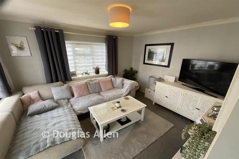2 bedroom park home for sale, Crays Hill, Billericay, Essex