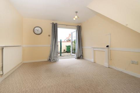 1 bedroom terraced house to rent, Spring Street, Stourbridge, DY9