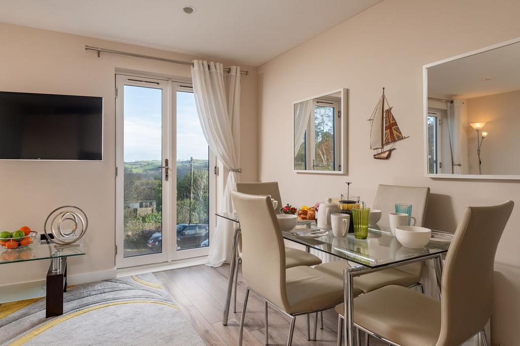 Dining Area Crowthers, Dartmouth Hilltops,...