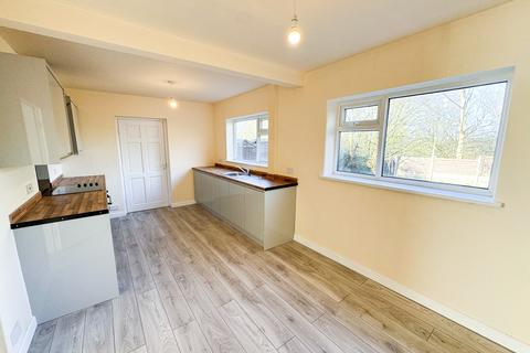 2 bedroom semi-detached house for sale, Bradley Green Road, Hyde