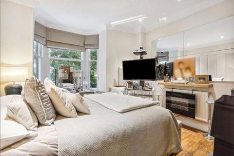3 bedroom flat for sale, Abbey Court,  St. John's Wood,  NW8