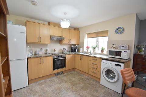 2 bedroom flat for sale, Belton Park Road, Skegness, PE25