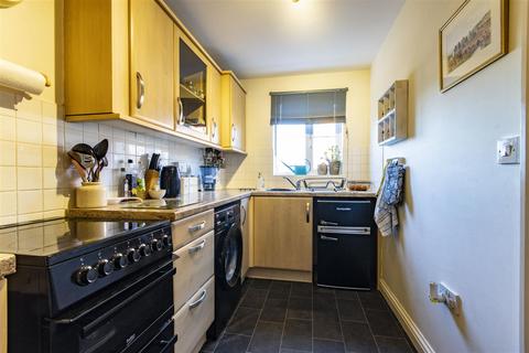 2 bedroom semi-detached house for sale, Middle Lane, Danesmoor, Chesterfield