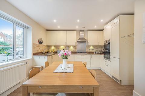 4 bedroom detached house for sale, Sherwood Way, Epsom KT19