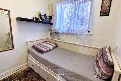 undefined, Hastings Close, Leicester Barnet EN5