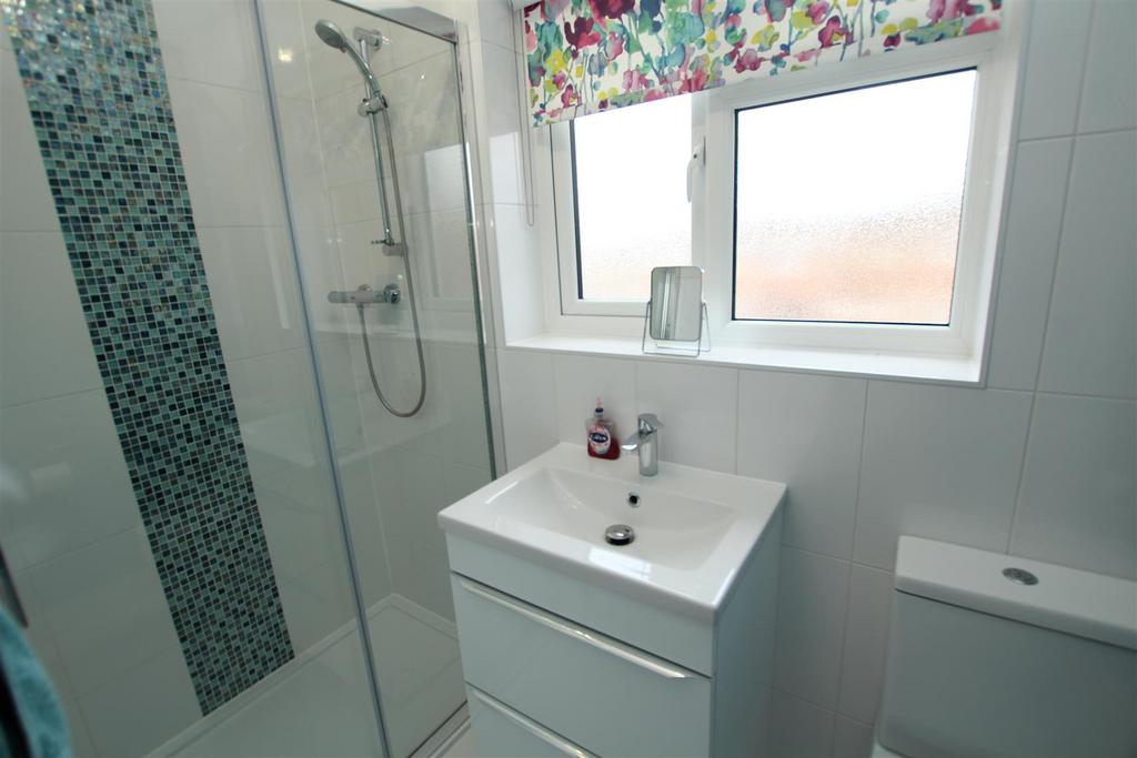Ensuite Shower Room