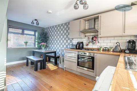 59 Cowper Crescent, Sheffield, S6 1AU
