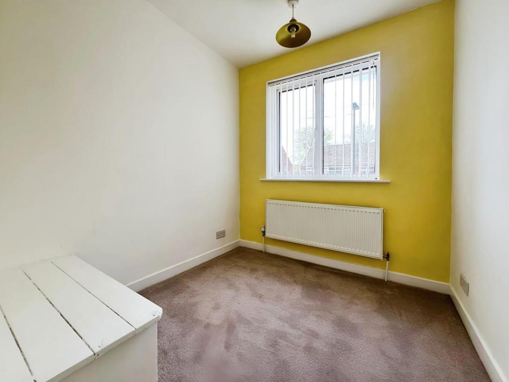 22f165ec-bedroom 203.jpg