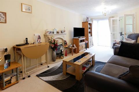 1 bedroom retirement property for sale, Stockbridge Road, Chichester