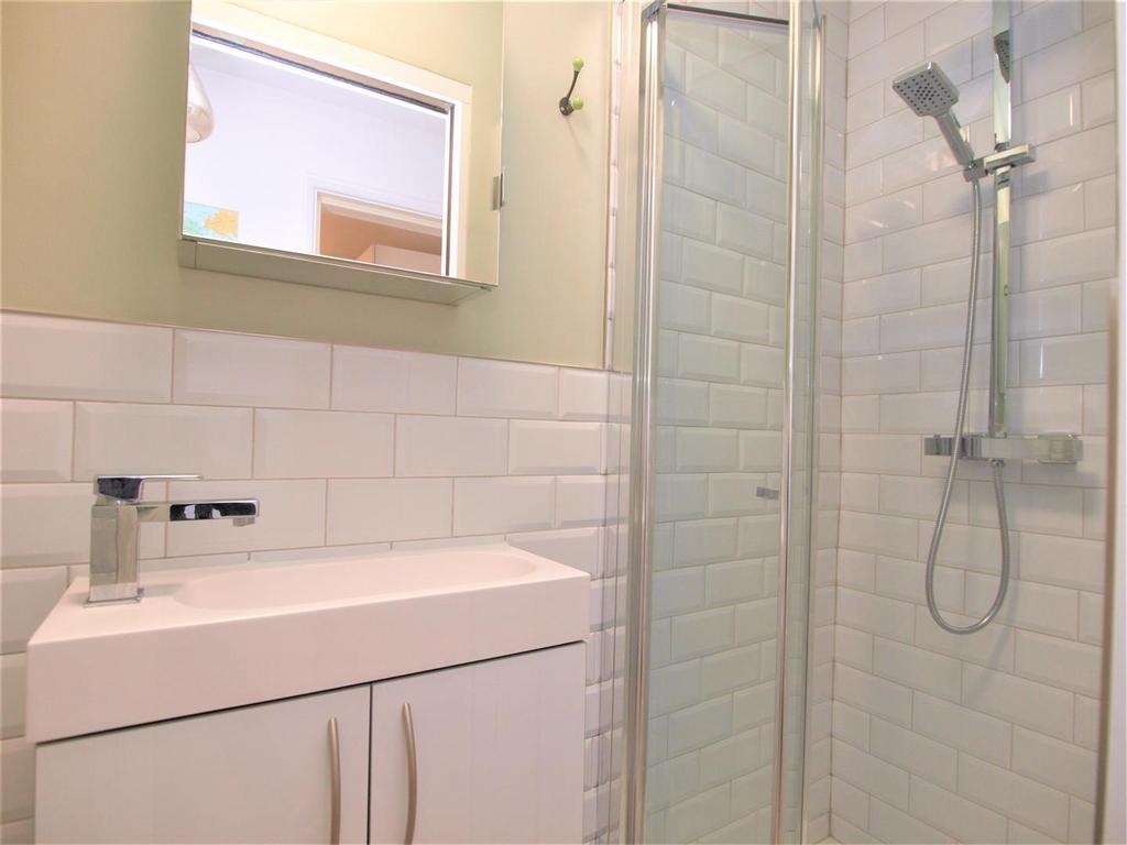 Shower Room.jpg