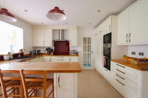 5 bedroom semi-detached house for sale, Clifton Road, Wokingham, RG41