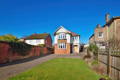 4 bedroom detached house for sale, Broomy Hill, Hereford