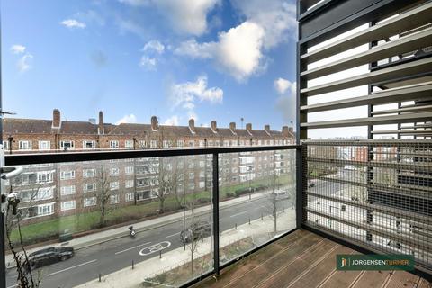 2 bedroom flat for sale, Cranston Court, Bloemfontein Road, London, W12 7FE