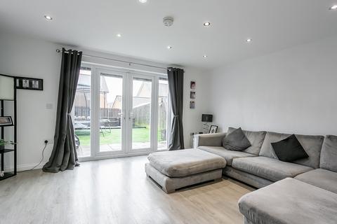 46 Foster Road, Penicuik, EH26 0FL